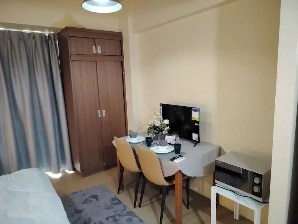 Cheap Accommodation - Newport Boulevard