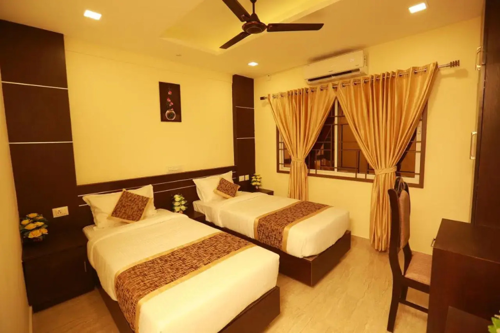 The Crescent Suites