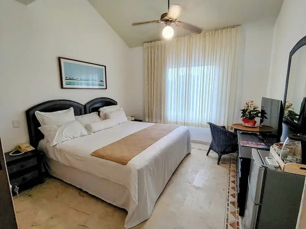 Sunset Fishermen Beach Resort Room 344 A&B
