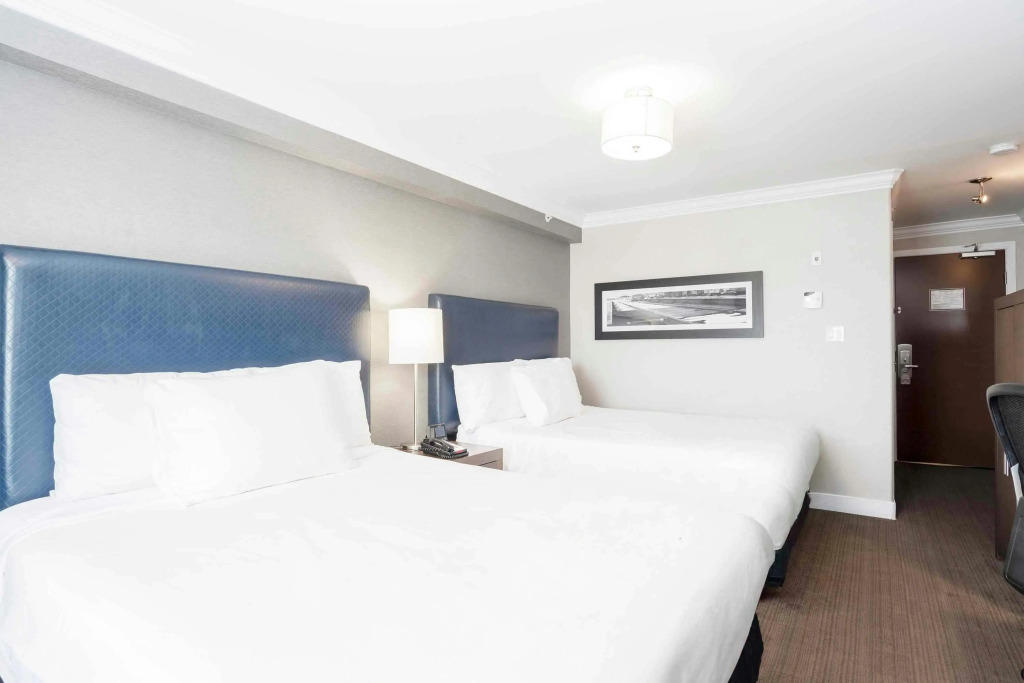 Sandman Signature Prince George Hotel