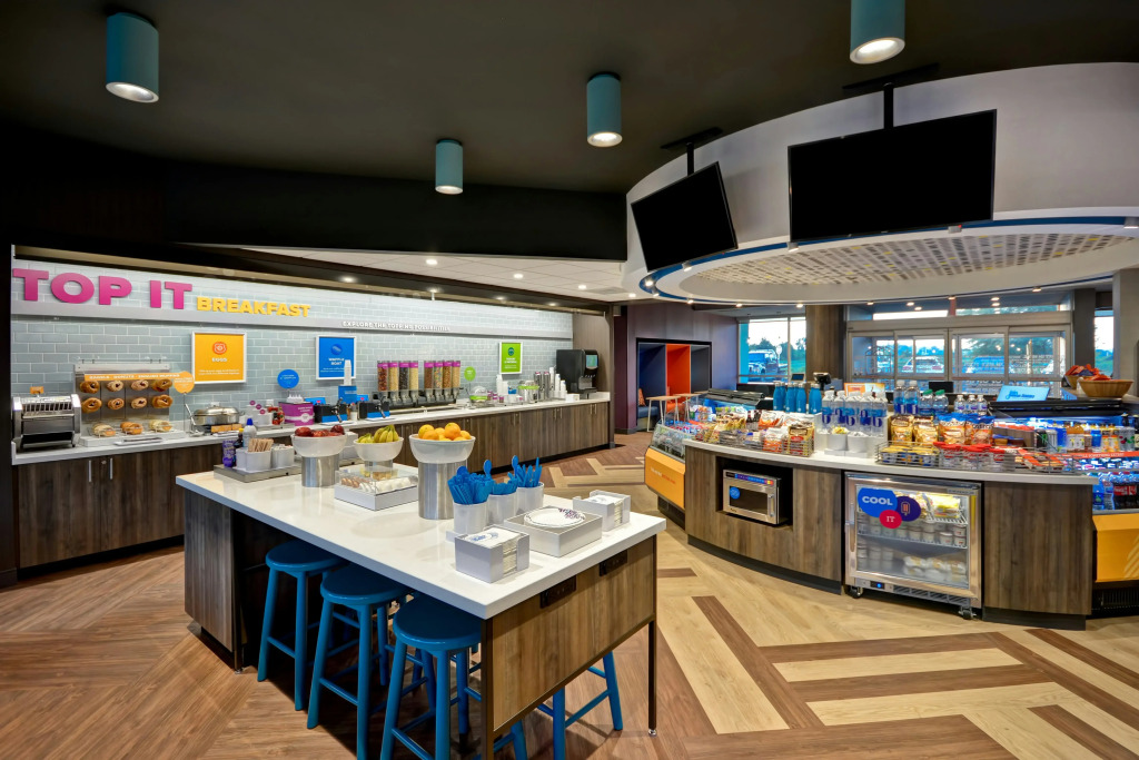 Tru By Hilton Denver, PA