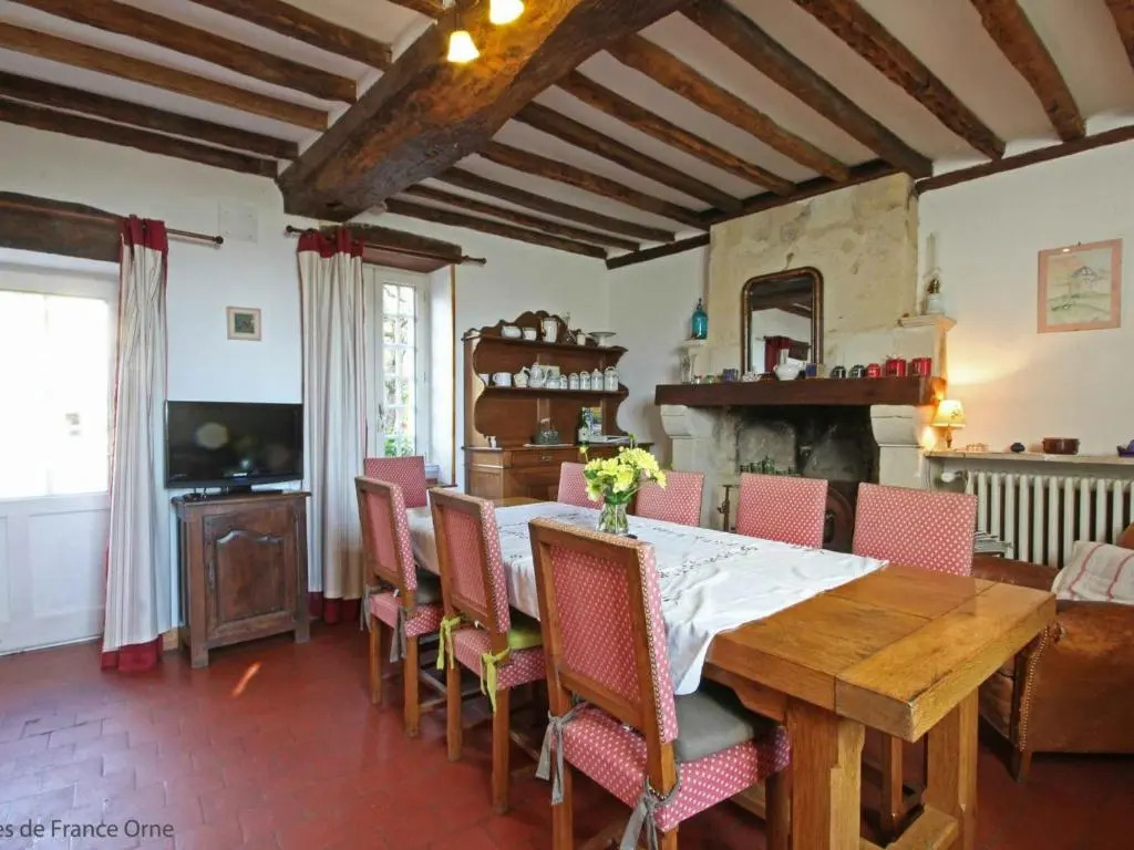 Maison chaleureuse aux portes dArgentan - 9 pers. - FR-1-497-131
