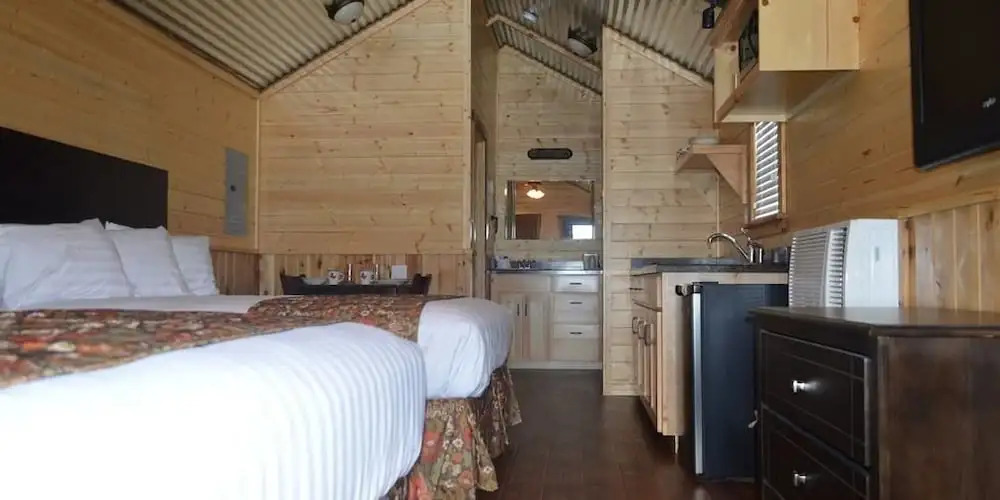 Lone Star Lodge