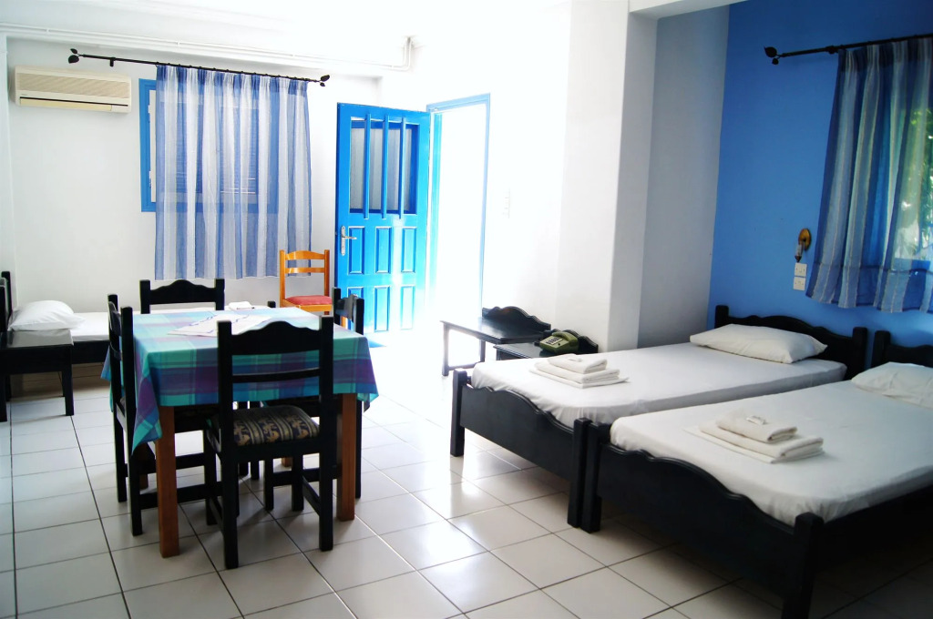 Hotel Apartments Giannis