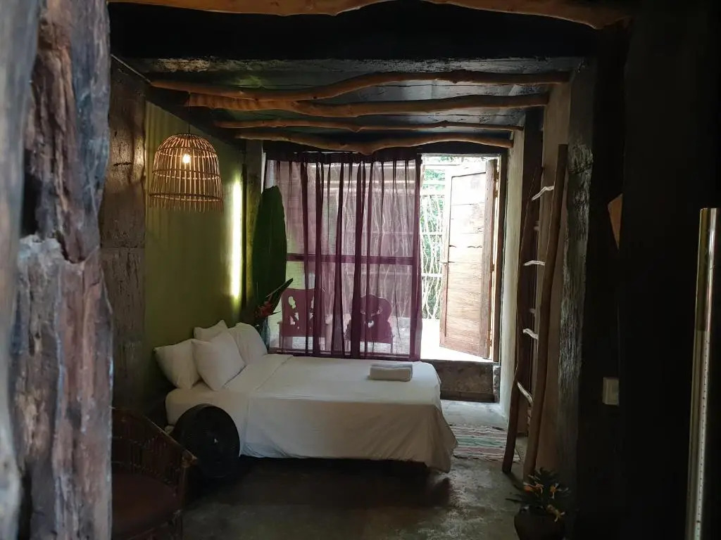 Maka-Kalinaw 5 Wabi sabi Room, Forest Deck View