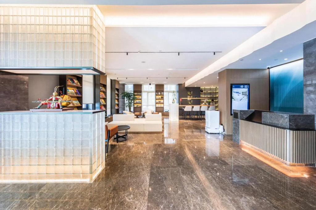Atour Hotel Lianyungang Municipal Affairs Central University Town