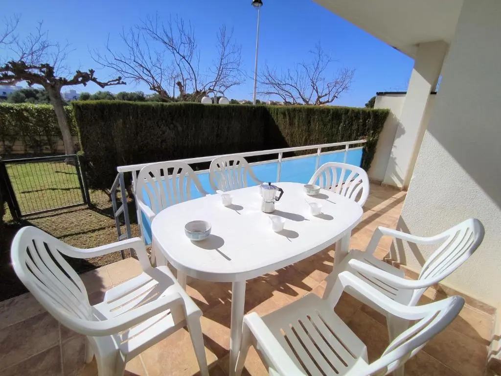 BAJO CON JARDIN Apartamentos Canaret ALBERT VILLAS