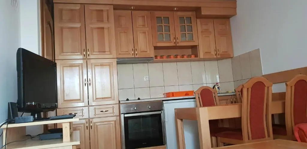 Apartment Caka