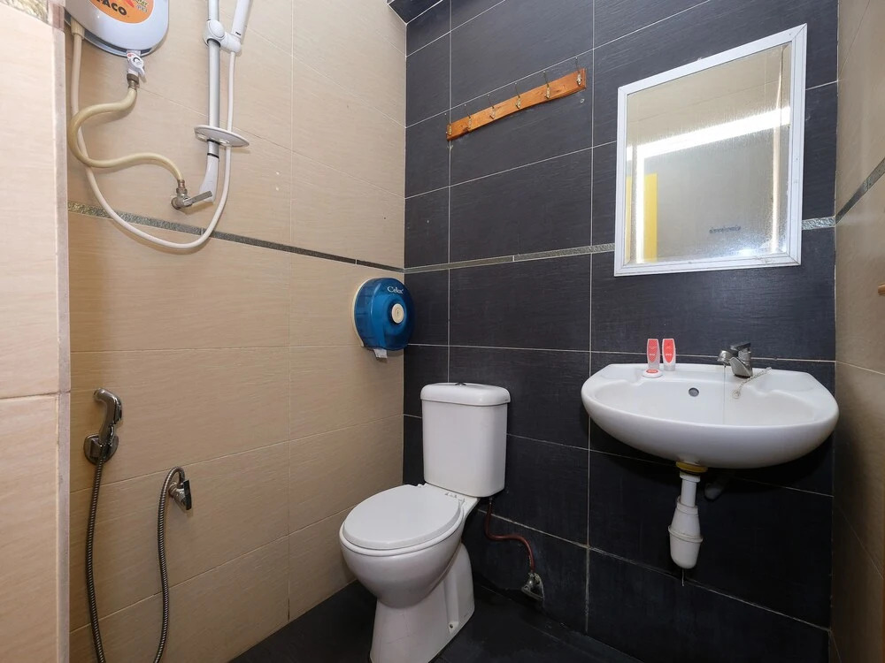 Nice Stay Hotel by OYO Rooms