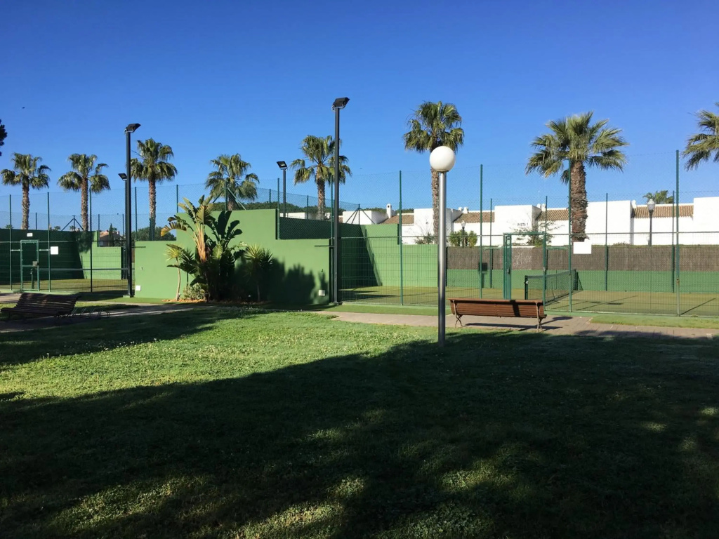 Adosado Residencial el Trébol Urbanización Novo Sancti Petri