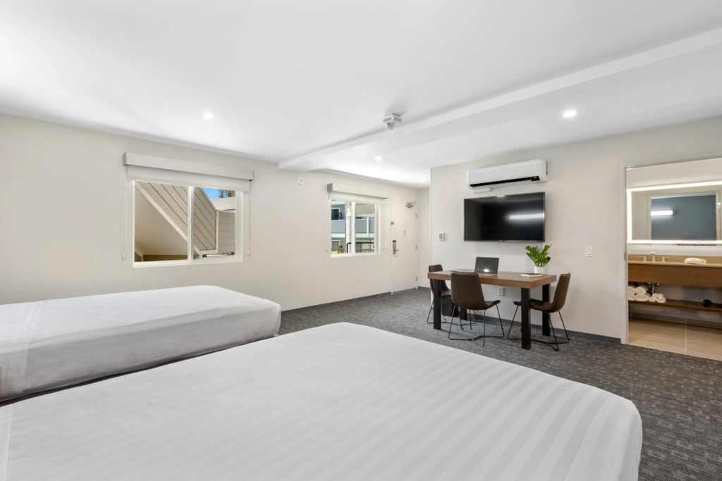 Nob Hill Hotel