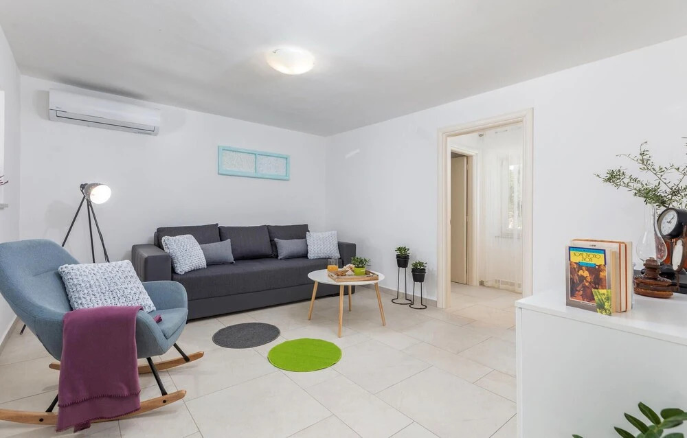 Lovely Home In Duga Uvala