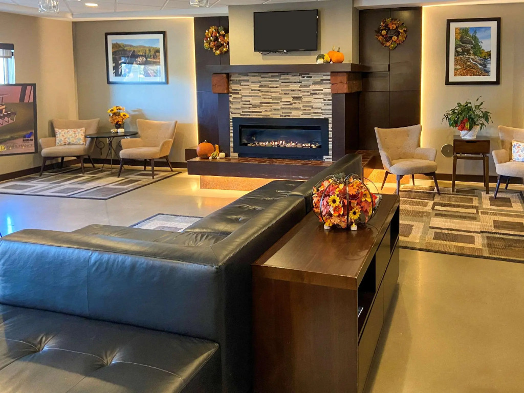 Comfort Inn Connellsville Riverview