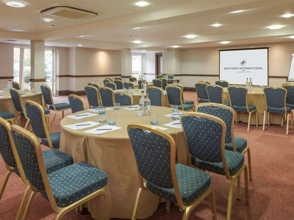Ashford International Hotel & Spa
