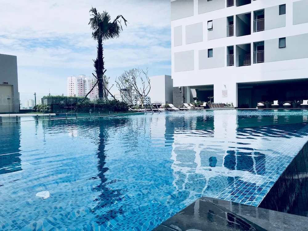 Henry Studio Luxury SWPool 15th