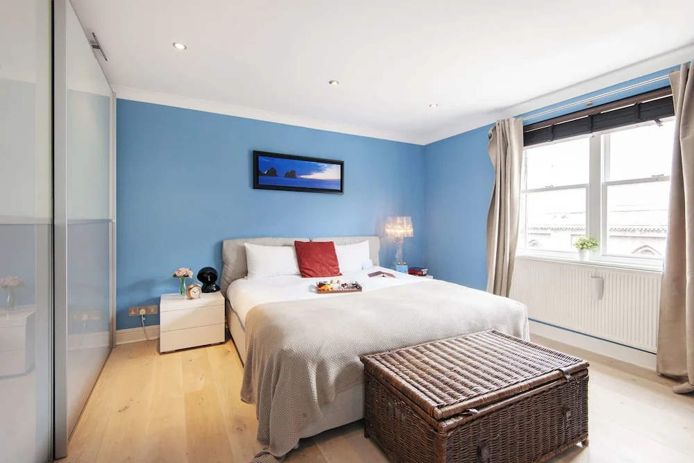 The Modern Gloucester Road Gem - FVE