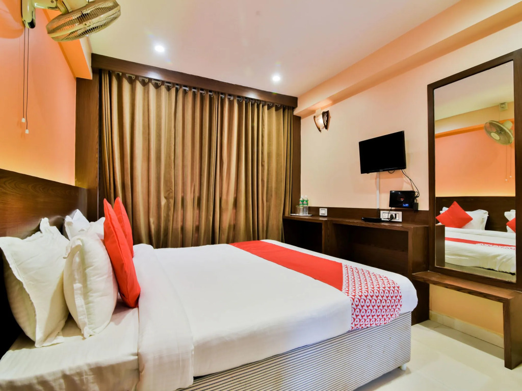 OYO 15944 Hotel Three Seas