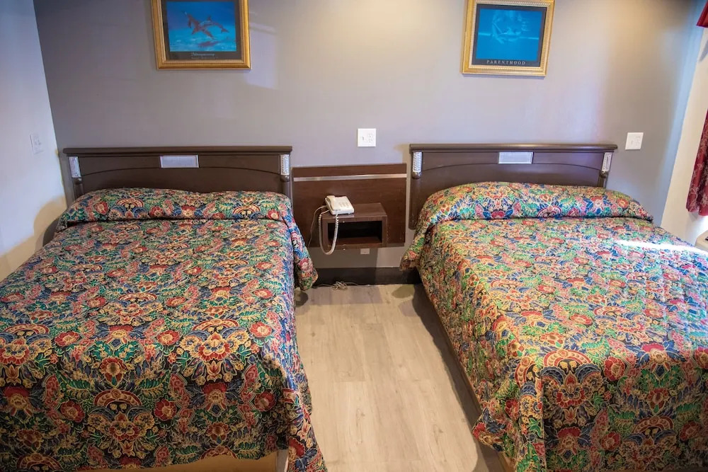 Star Light Inn