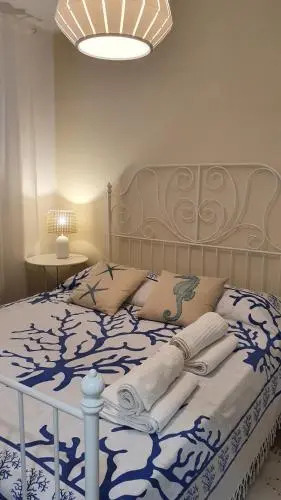 Sea Suite 26