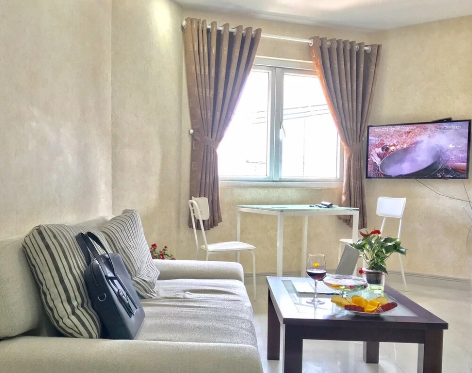 Tan Son Nhat Airport Apartment by SABAY