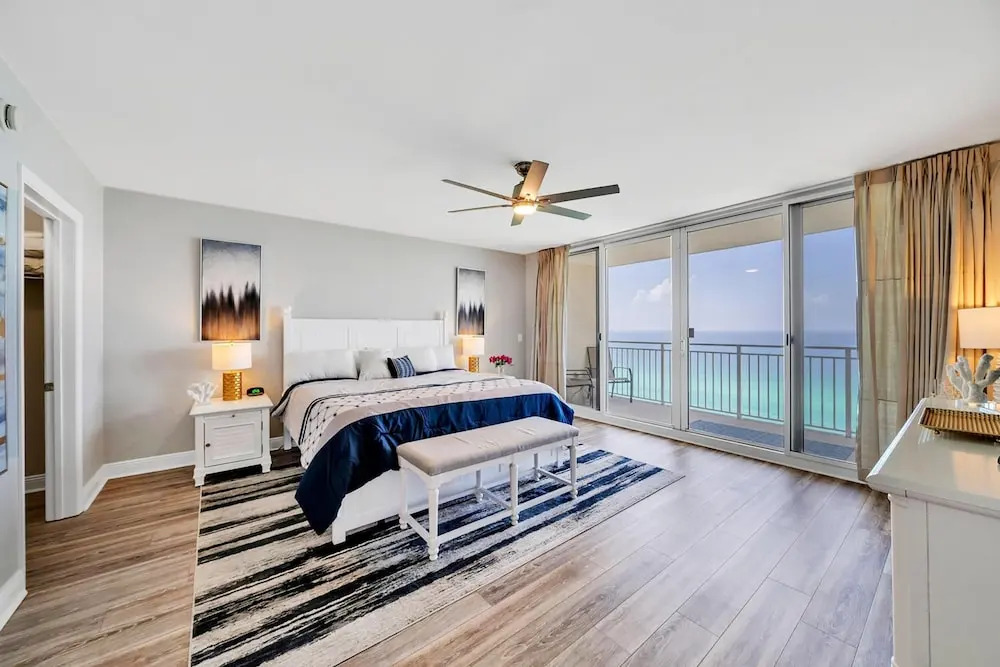 Emerald Beach 1633
