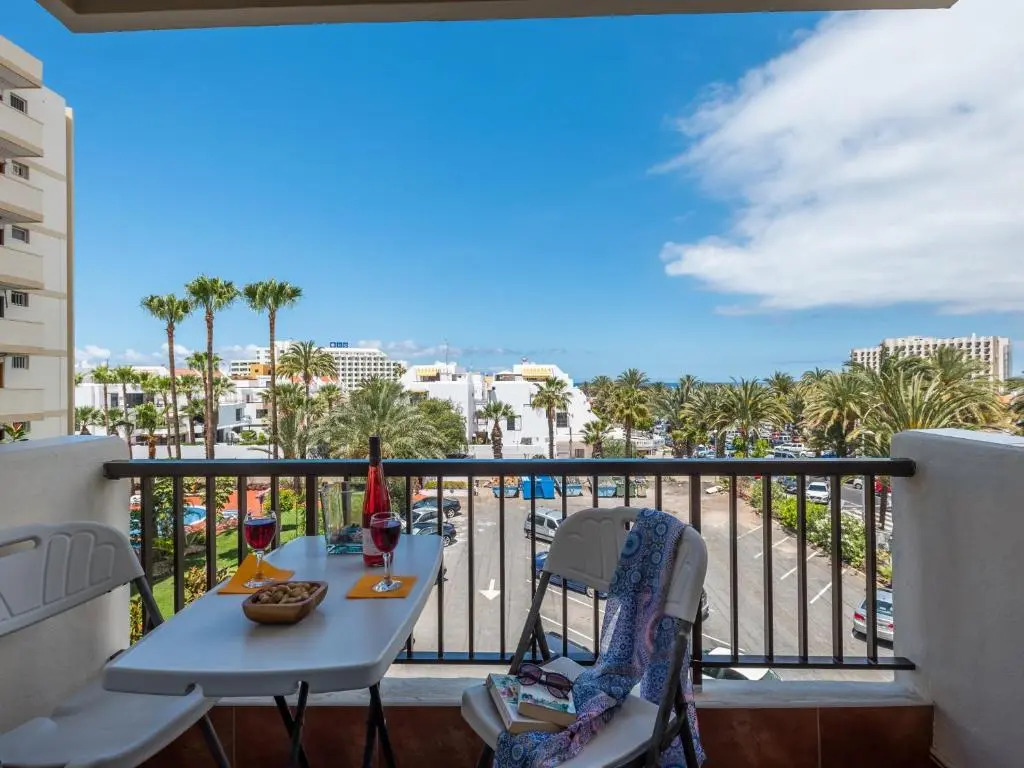 310 Great Location in las Americas, Sea Front!