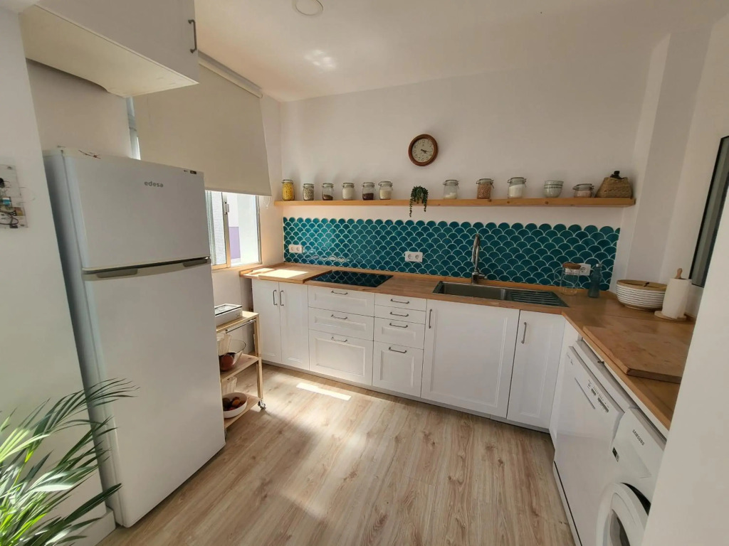 Apartamento calandria confital para 8 con terraza y BBQ próxima playa