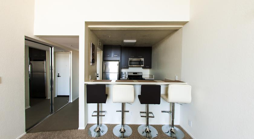 Hollywood Bowl Residence