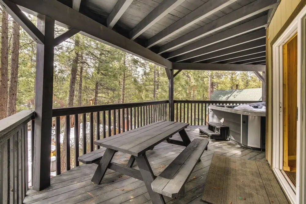 Serene Big Bear Retreat w/ Hot Tub + Game Room!