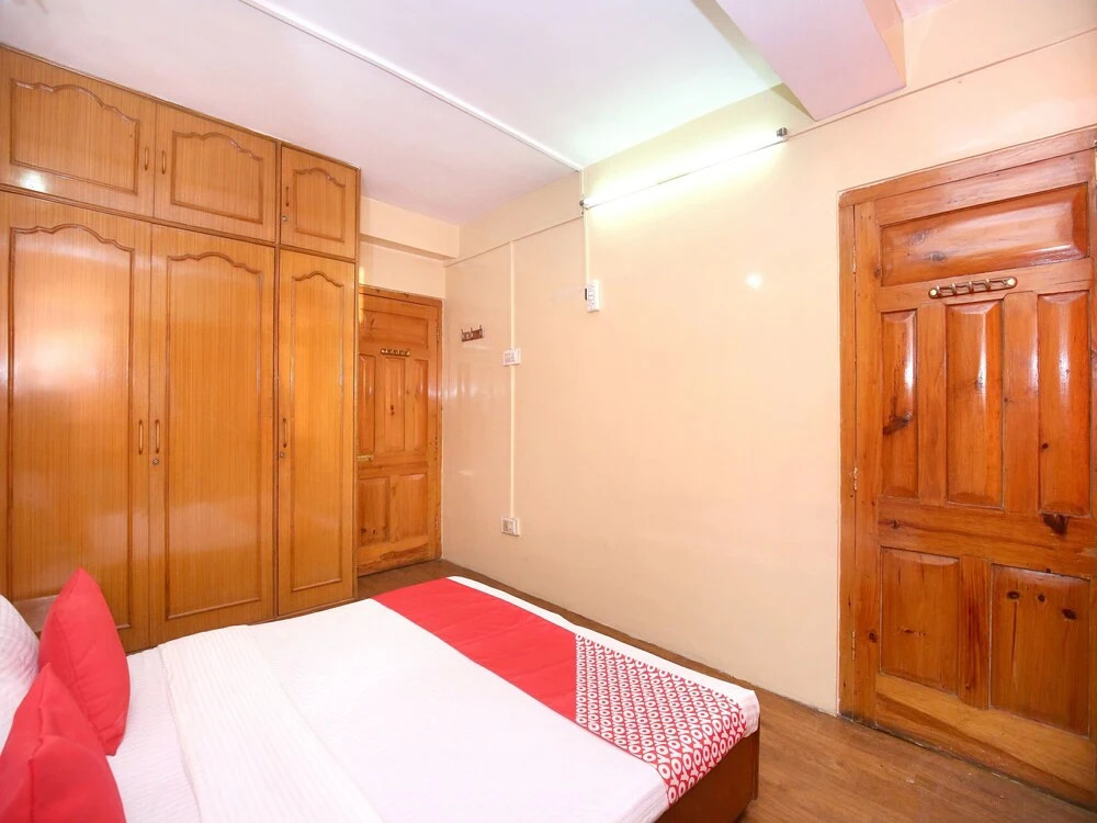 OYO 12488 Home 2BHK Meridian House