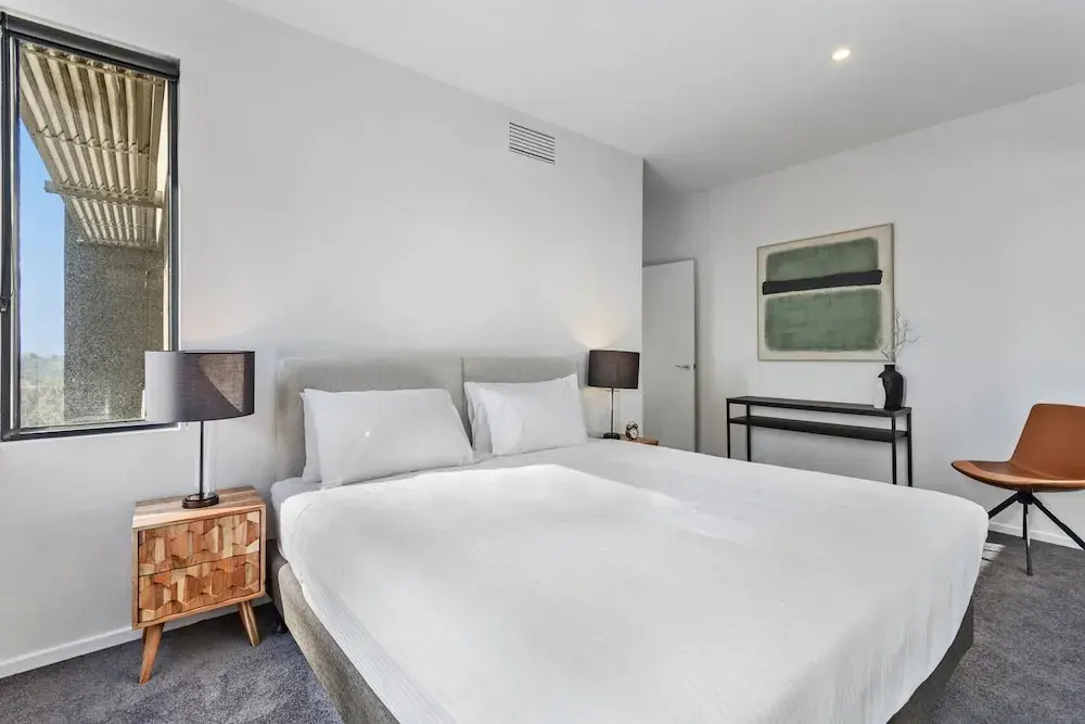 Gorgeous 3-bed in Melbournes East End