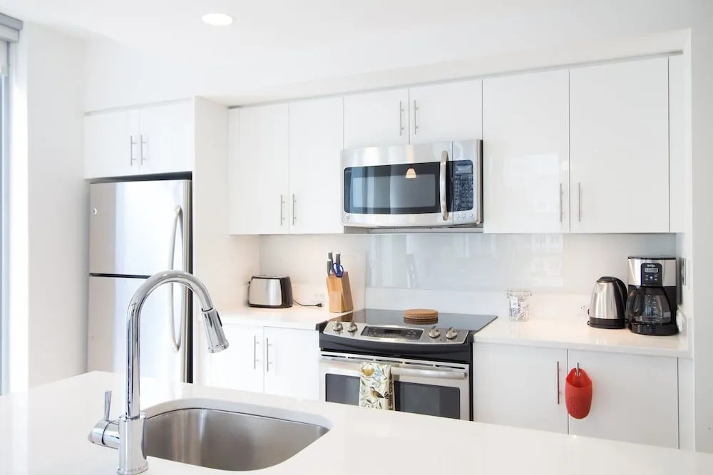 Downtown LA Fully Furnished Apartment