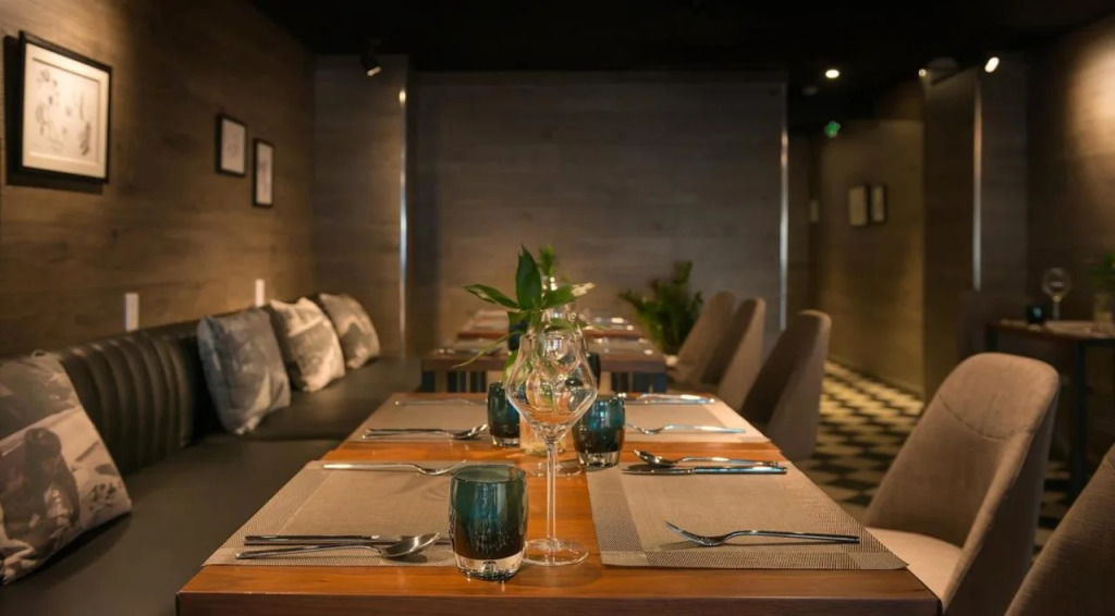 C Central Hotel- Đề Thám Bùi Viện Walking Street