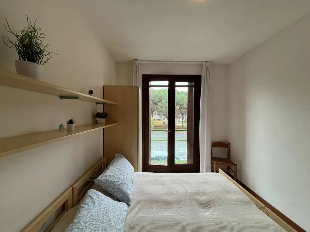 Flat for Seven Guests in Residence With Pool