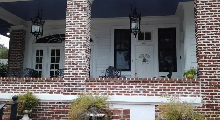 Chateau Blessey Bed & Breakfast