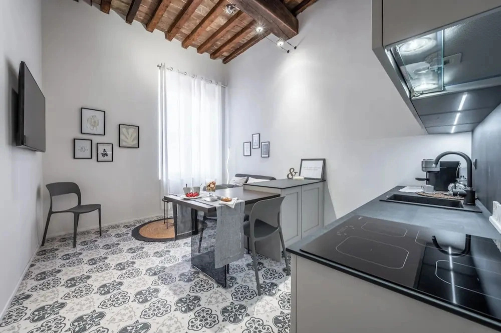 Emilia Suite Palace