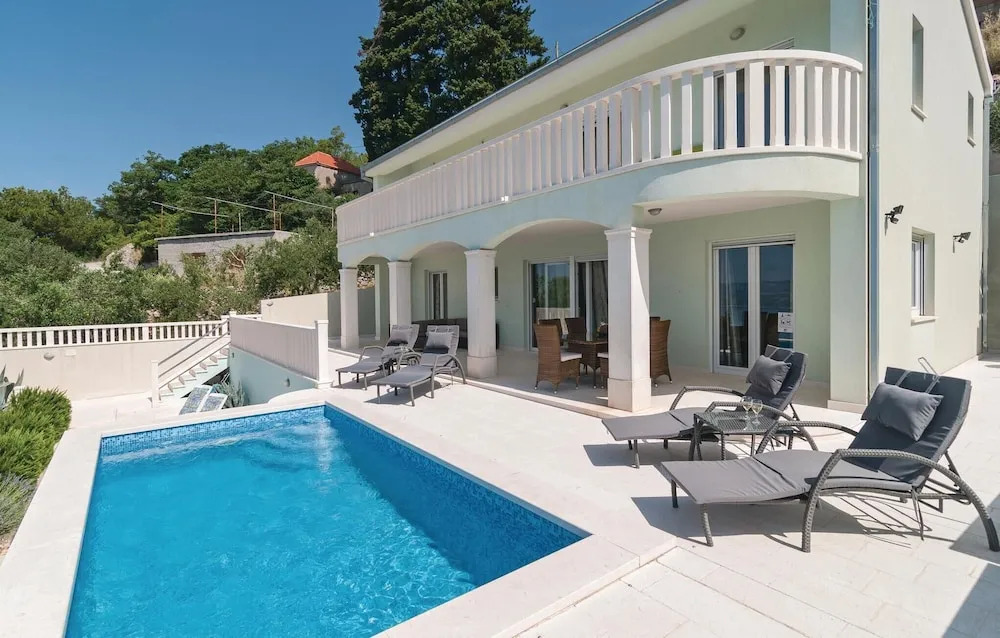 Amazing Home in Celina With Wifi and 4 Bedrooms