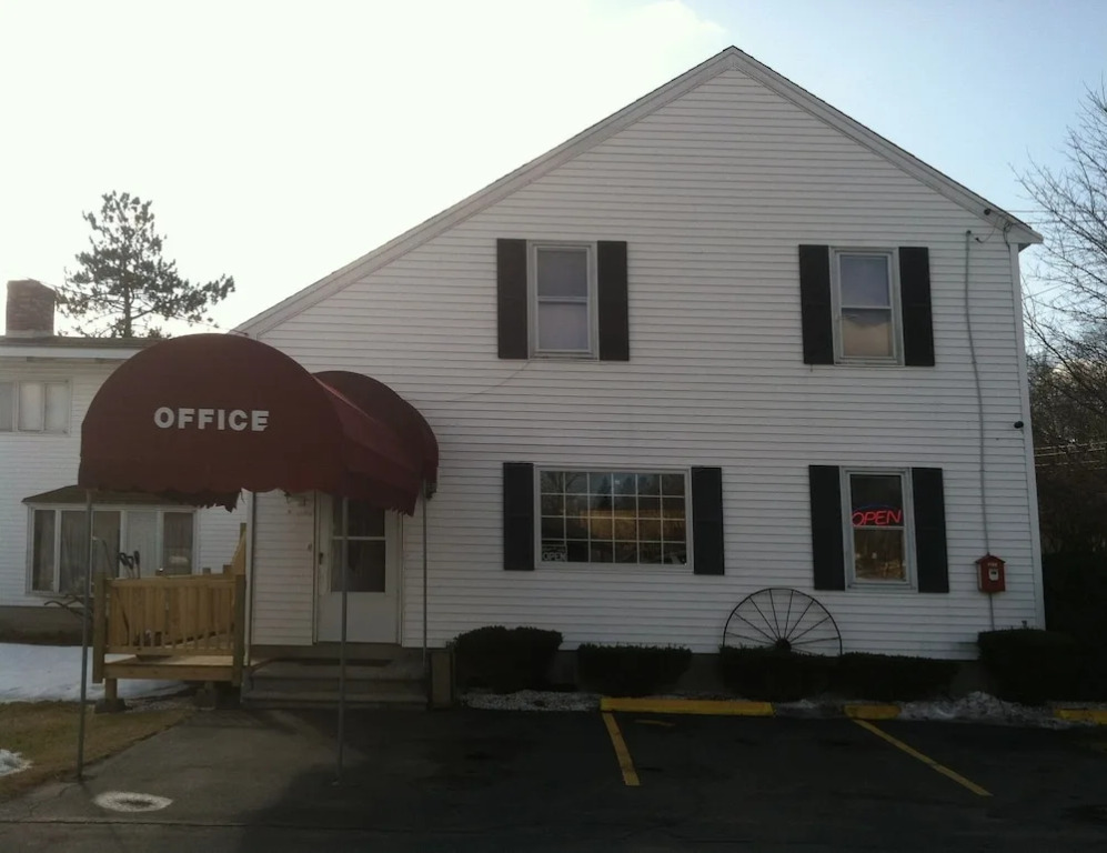 Quaker Inn and Conference Center
