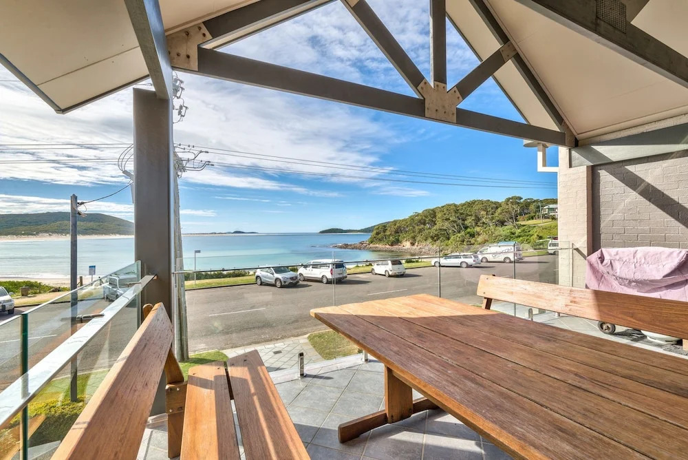 Beach House 72A Marine Dr Fingal Bay