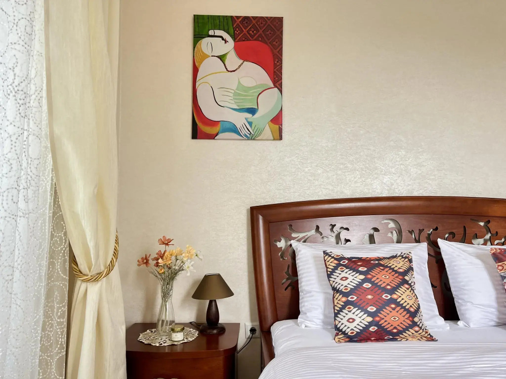 8th floor apartment