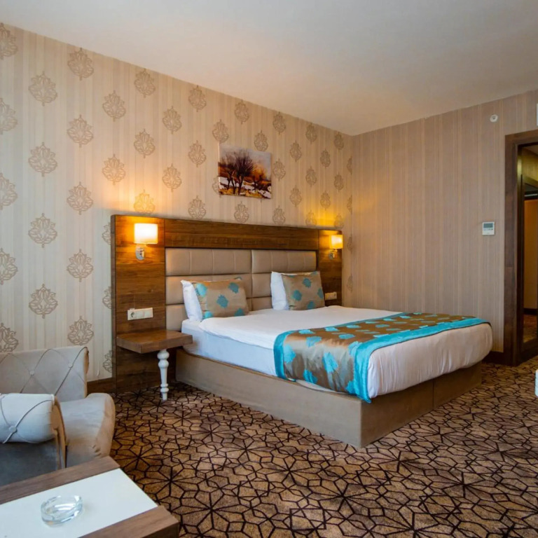 Royal Hotel Inegol