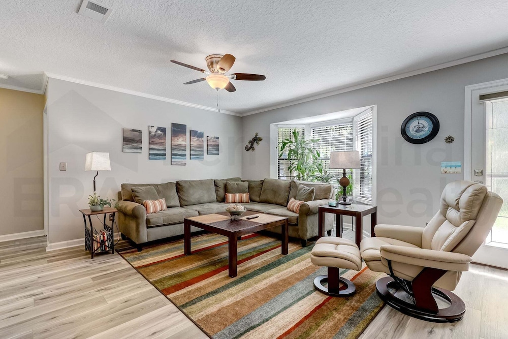 2113 Talbot Ct