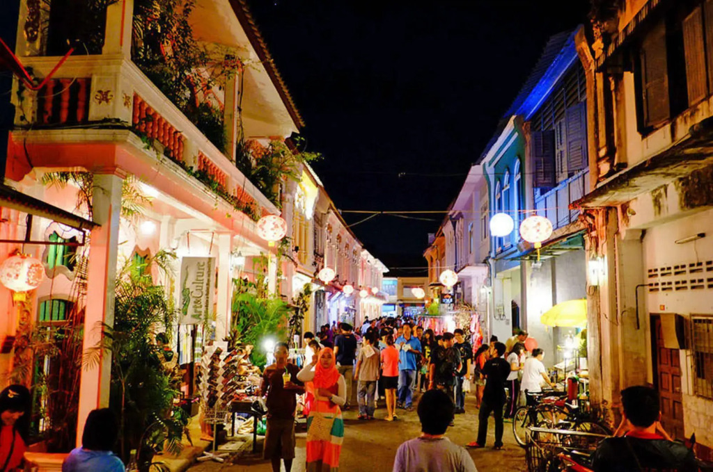 Phuket Town Inn Hotel Phuket (SHA Extra Plus)