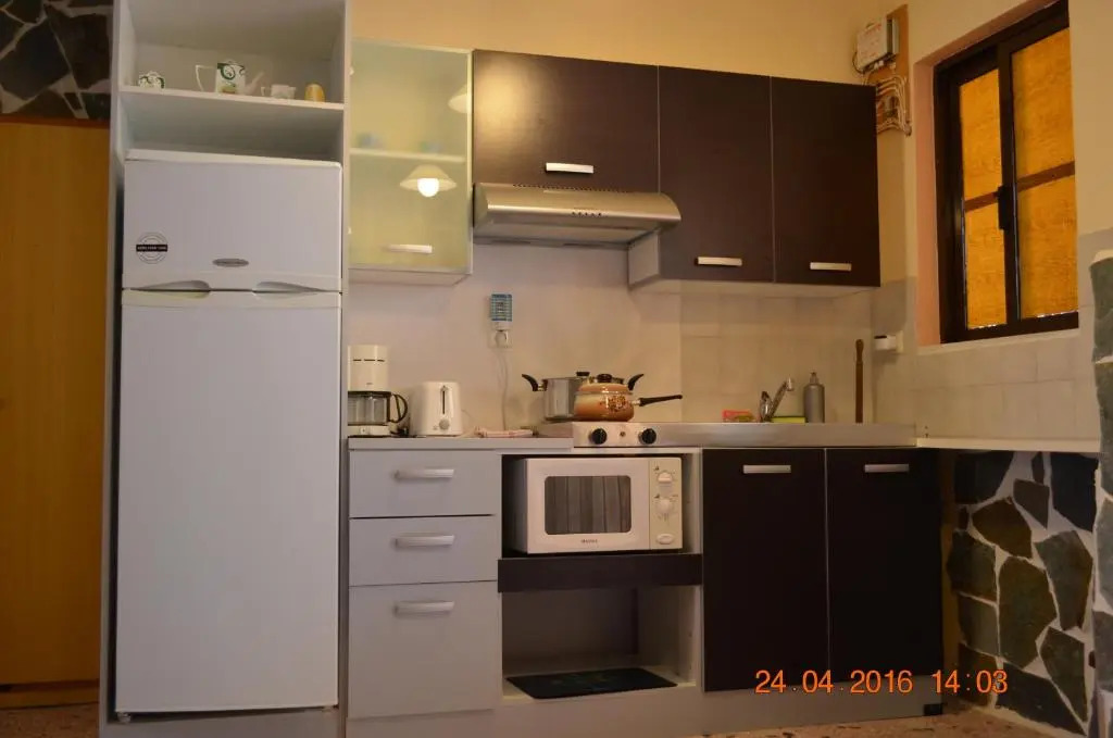 Apartments Zoumperi