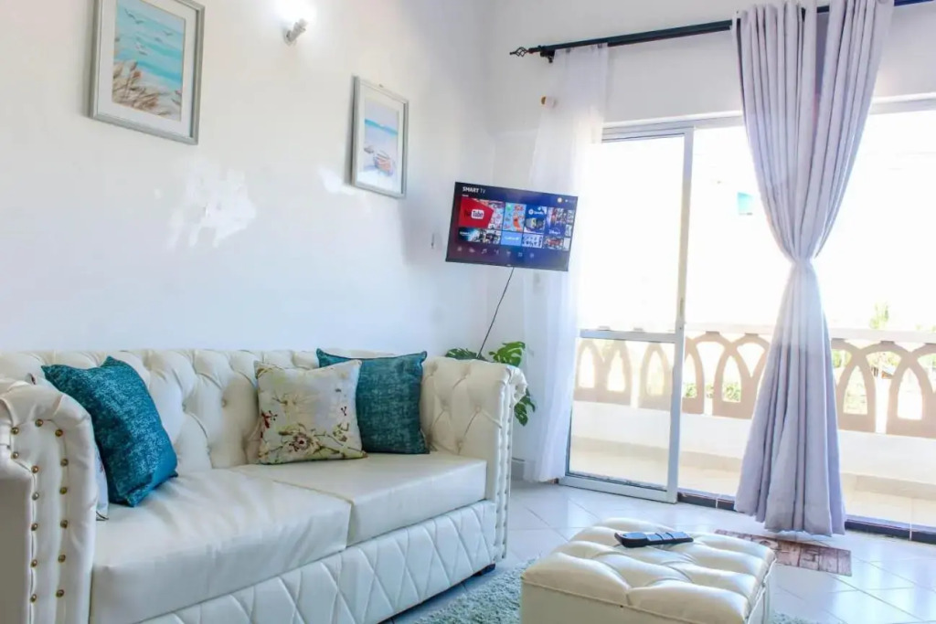 SeaEsta studio Shanzu Serena