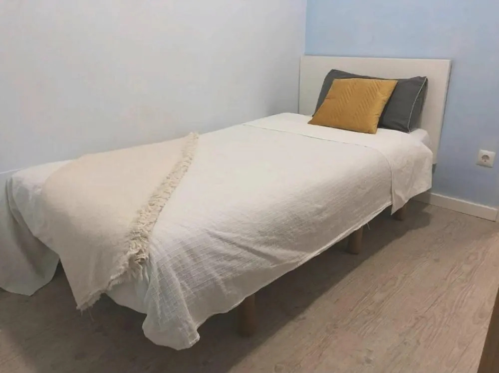 Apartment with 2 Bedrooms in Madrid, with Wifi