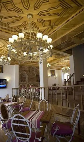 Hotel Des Etrangers - Special Category