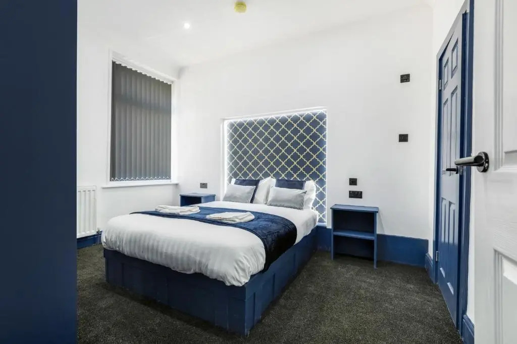 Crystal Towers Sasco Apartments