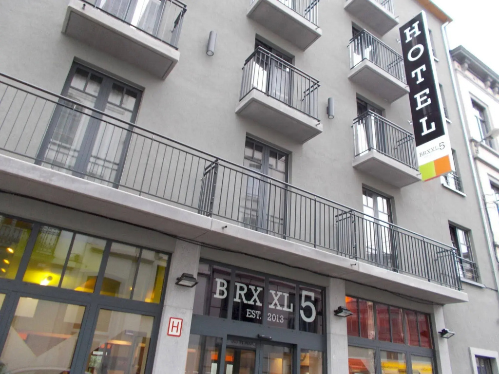 Brxxl 5 City Centre Hostel