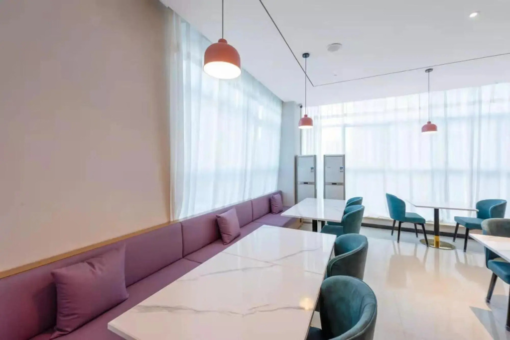 HanTing Hotel (Baoji South Railway Station, High-tech Zone)